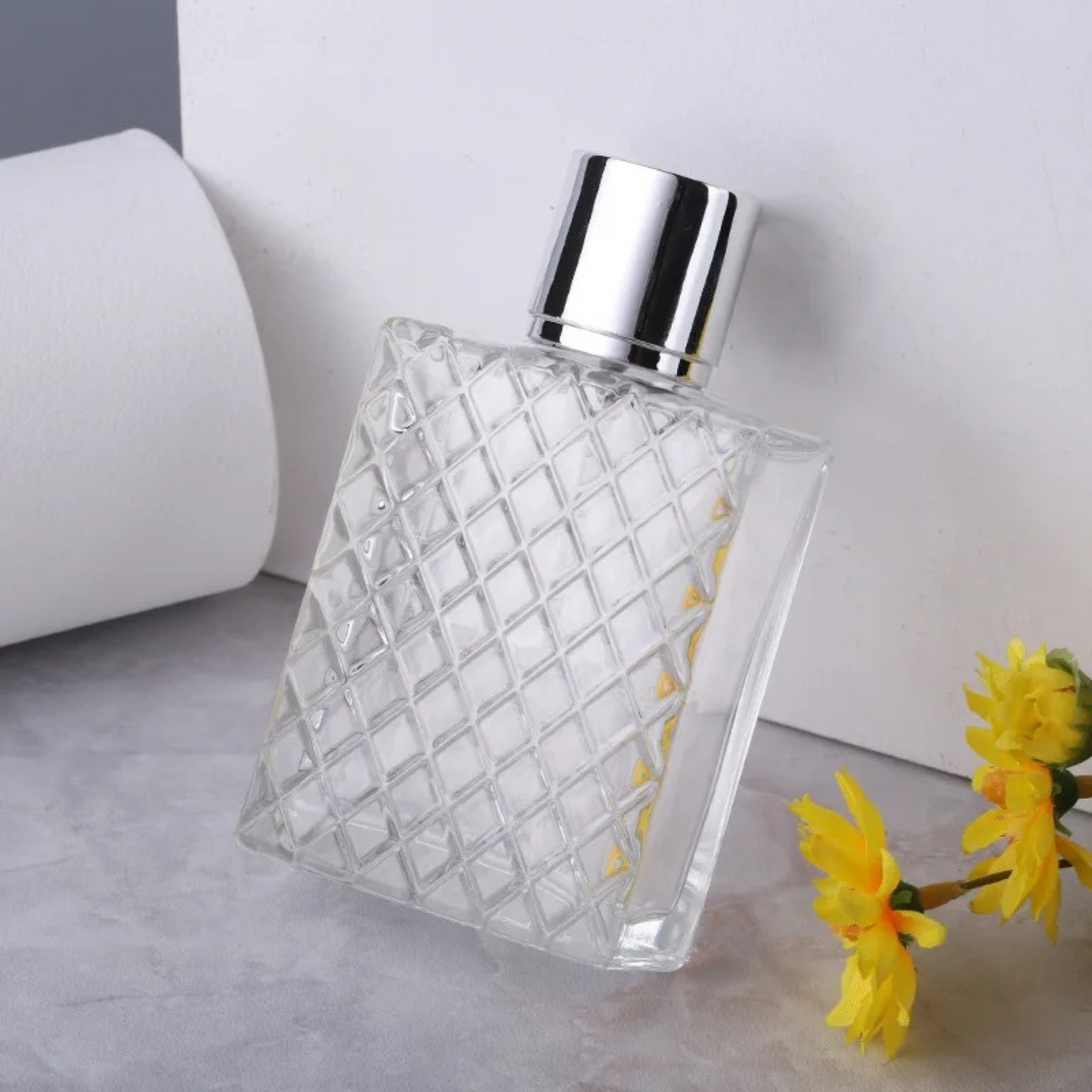 Perfume - 100 ML Extrait de Parfum - Niche & Designer - Scents A-Z
